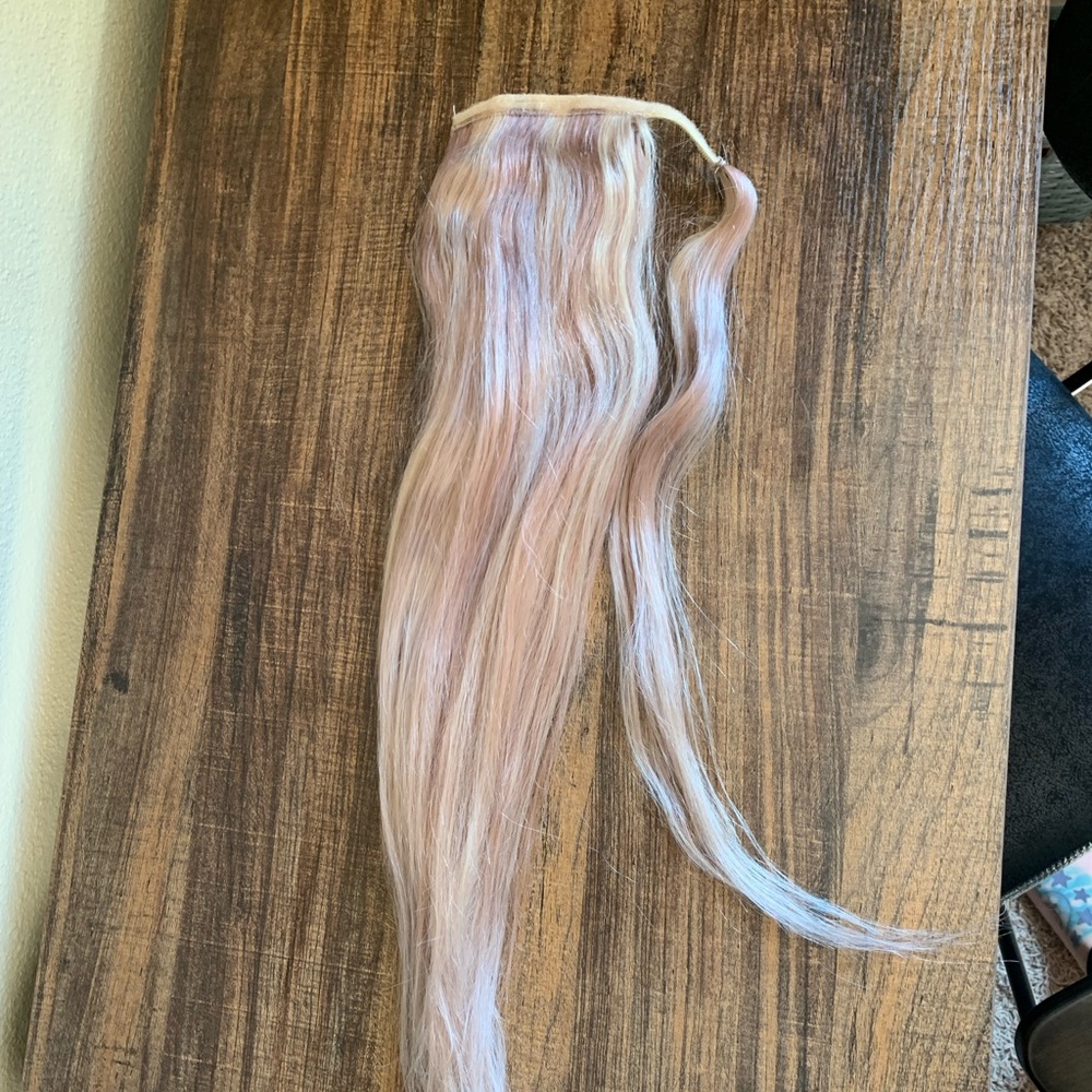 Pony tail extension